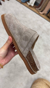Cheyenne Taupe Mule