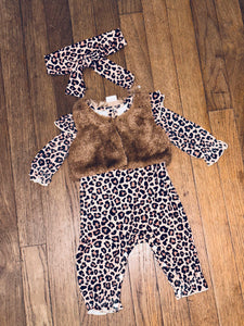 3pcs Baby Leopard Jumpsuit Vest Set